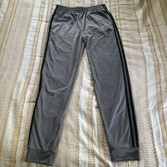 Adidas Youth Tapered Leg Pants Size XL 18/20 Grey with Three Black Stripes - Picture 1 of 10